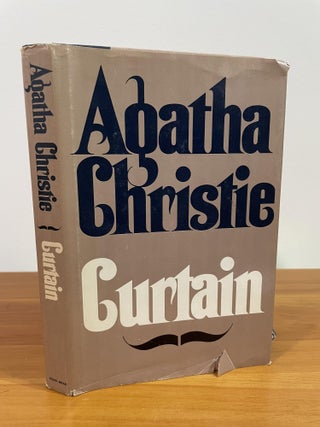 Item #1053 Curtain. Agatha Christie